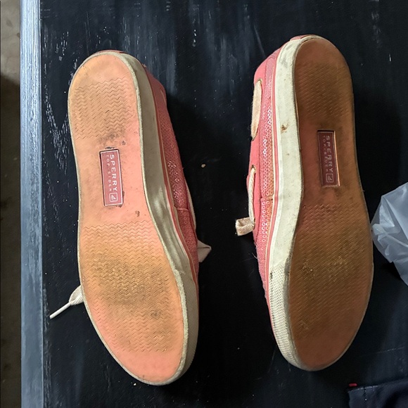 Sperry - Picture 2 of 4